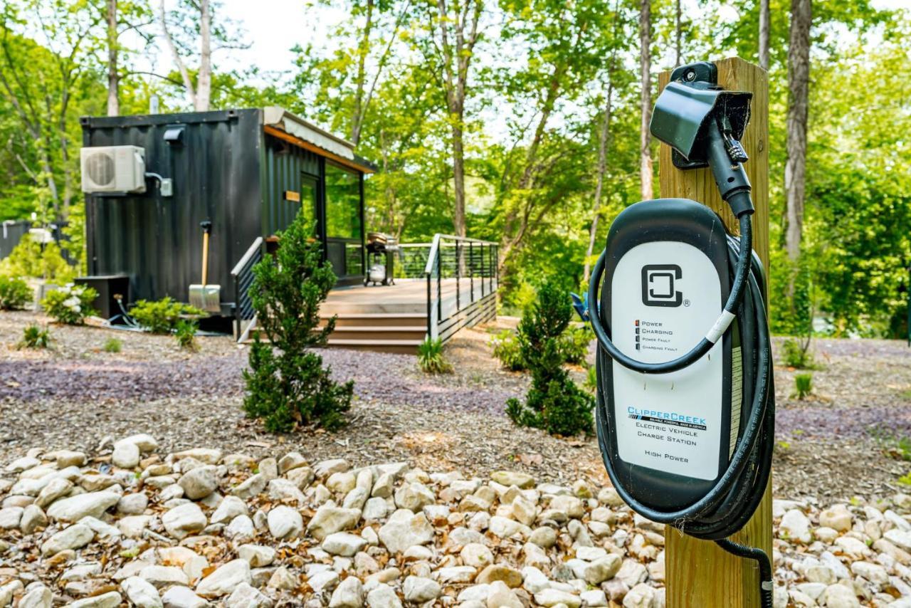 Riverside Tiny Cabin W Hot Tub, Fire Pit, & Kayaks Rileyville Ngoại thất bức ảnh