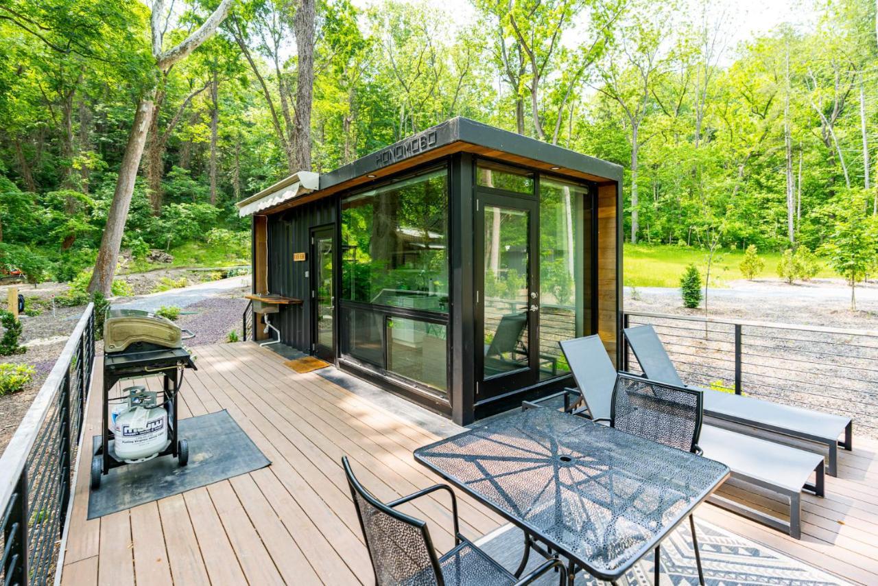 Riverside Tiny Cabin W Hot Tub, Fire Pit, & Kayaks Rileyville Ngoại thất bức ảnh